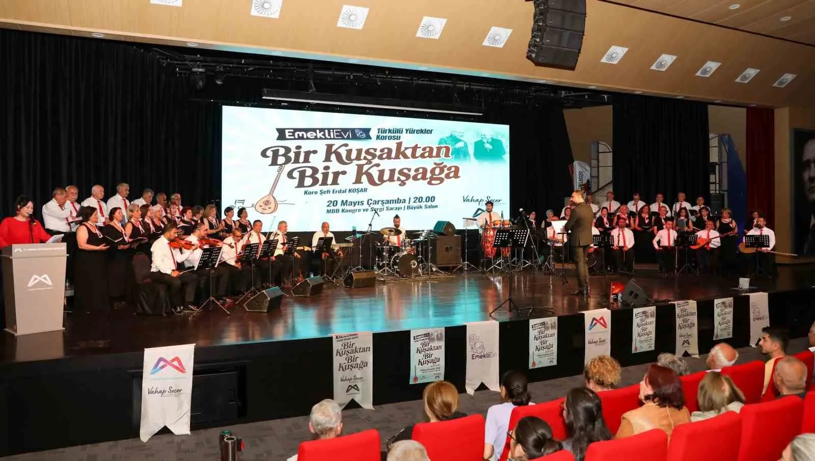 Mersin’de Kuşaklar Aynı Sahnede Buluştu